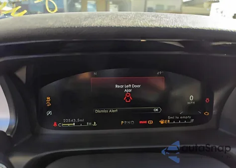 2023 Lincoln Aviator z USA, uszkodzony, nr VIN 5LM5J6XC9PGL26332